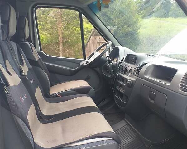 Білий Мерседес Sprinter, об'ємом двигуна 2.2 л та пробігом 320 тис. км за 7400 $, фото 4 на Automoto.ua