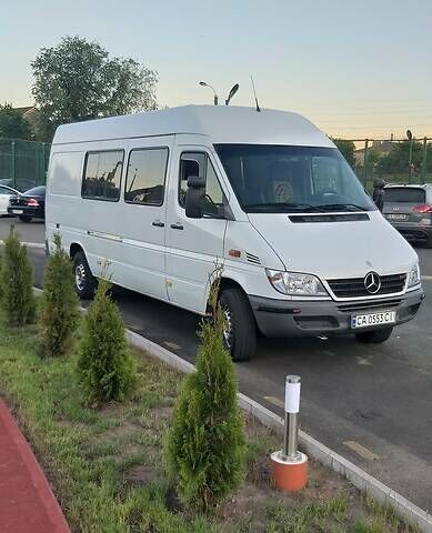 Білий Мерседес Sprinter, об'ємом двигуна 2.7 л та пробігом 600 тис. км за 13300 $, фото 4 на Automoto.ua