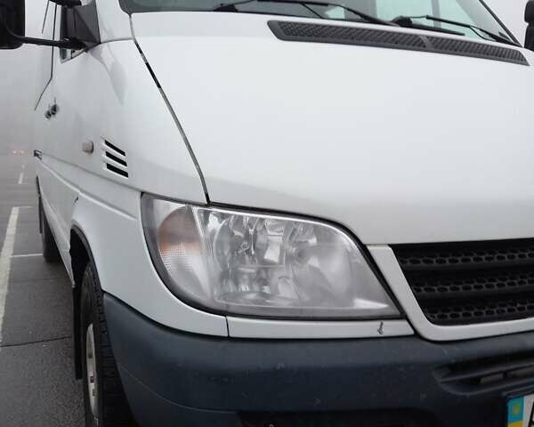 Білий Мерседес Sprinter, об'ємом двигуна 2.2 л та пробігом 631 тис. км за 10300 $, фото 4 на Automoto.ua