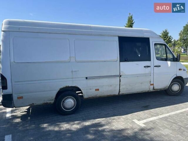 Білий Мерседес Sprinter, об'ємом двигуна 2.2 л та пробігом 864 тис. км за 5700 $, фото 11 на Automoto.ua