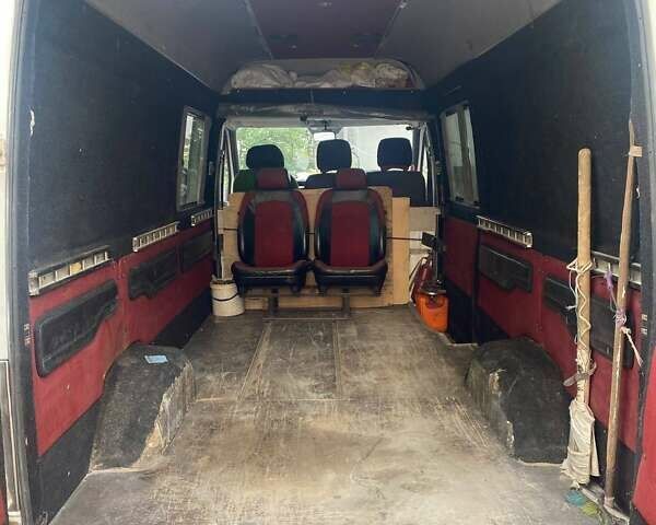 Белый Мерседес Sprinter, объемом двигателя 0 л и пробегом 410 тыс. км за 7300 $, фото 1 на Automoto.ua