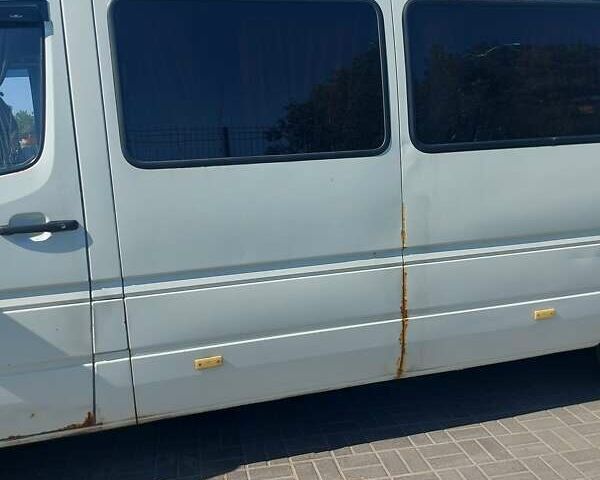 Белый Мерседес Sprinter, объемом двигателя 2.2 л и пробегом 10 тыс. км за 8000 $, фото 2 на Automoto.ua