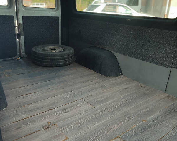 Білий Мерседес Sprinter, об'ємом двигуна 2.7 л та пробігом 491 тис. км за 7599 $, фото 4 на Automoto.ua
