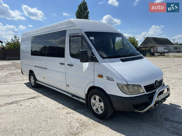 Білий Мерседес Sprinter, об'ємом двигуна 2.7 л та пробігом 900 тис. км за 16300 $, фото 1 на Automoto.ua