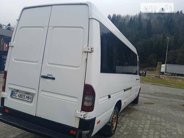 Белый Мерседес Sprinter, объемом двигателя 0 л и пробегом 630 тыс. км за 8200 $, фото 4 на Automoto.ua