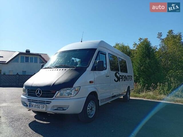 Білий Мерседес Sprinter, об'ємом двигуна 2.1 л та пробігом 385 тис. км за 8200 $, фото 4 на Automoto.ua