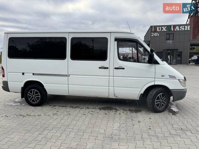 Білий Мерседес Sprinter, об'ємом двигуна 2.69 л та пробігом 722 тис. км за 10900 $, фото 5 на Automoto.ua