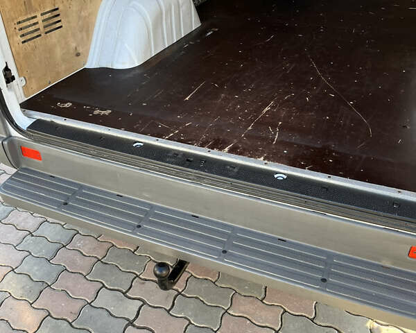 Белый Мерседес Sprinter, объемом двигателя 0 л и пробегом 205 тыс. км за 14800 $, фото 40 на Automoto.ua