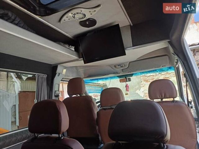 Белый Мерседес Sprinter, объемом двигателя 2.7 л и пробегом 890 тыс. км за 11111 $, фото 14 на Automoto.ua