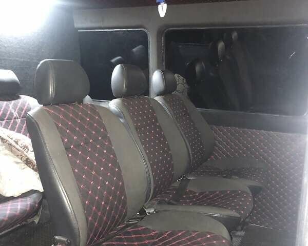 Белый Мерседес Sprinter, объемом двигателя 0 л и пробегом 800 тыс. км за 7300 $, фото 3 на Automoto.ua