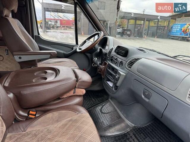 Білий Мерседес Sprinter, об'ємом двигуна 2.69 л та пробігом 722 тис. км за 10900 $, фото 4 на Automoto.ua