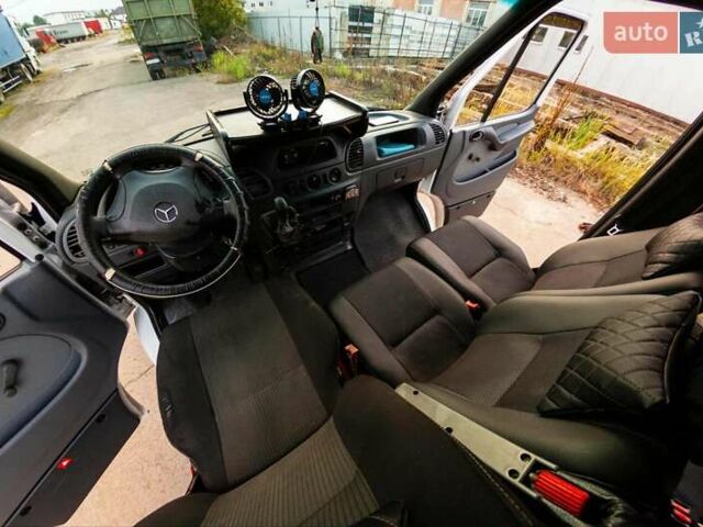 Білий Мерседес Sprinter, об'ємом двигуна 2.1 л та пробігом 385 тис. км за 8200 $, фото 11 на Automoto.ua