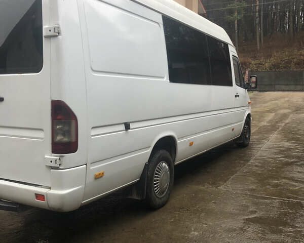 Білий Мерседес Sprinter, об'ємом двигуна 2.2 л та пробігом 713 тис. км за 7800 $, фото 5 на Automoto.ua