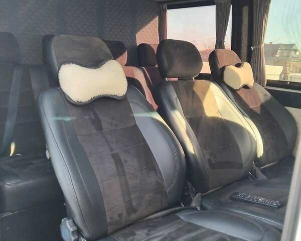 Белый Мерседес Sprinter, объемом двигателя 2.69 л и пробегом 410 тыс. км за 10100 $, фото 13 на Automoto.ua