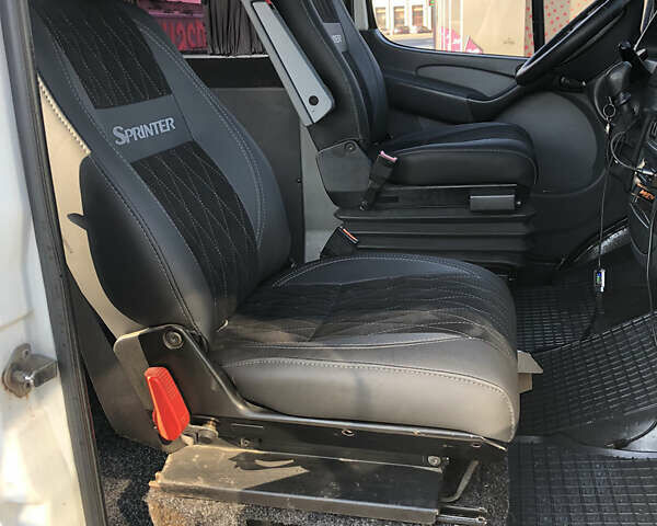 Белый Мерседес Sprinter, объемом двигателя 2.1 л и пробегом 4 тыс. км за 8500 $, фото 8 на Automoto.ua