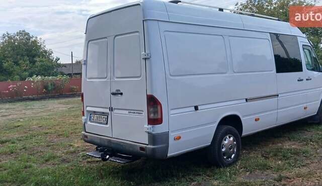 Белый Мерседес Sprinter, объемом двигателя 2.69 л и пробегом 500 тыс. км за 9799 $, фото 10 на Automoto.ua