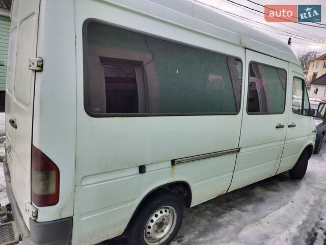 Білий Мерседес Sprinter, об'ємом двигуна 2.4 л та пробігом 630 тис. км за 7400 $, фото 1 на Automoto.ua