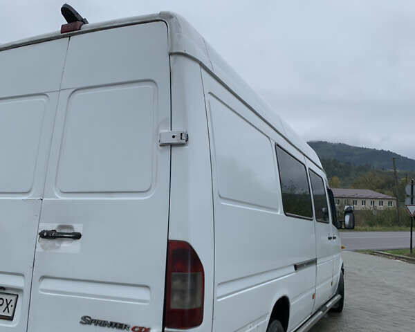 Белый Мерседес Sprinter, объемом двигателя 2.7 л и пробегом 600 тыс. км за 8500 $, фото 5 на Automoto.ua