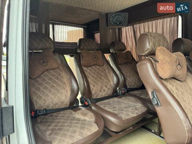 Білий Мерседес Sprinter, об'ємом двигуна 2.69 л та пробігом 722 тис. км за 10900 $, фото 27 на Automoto.ua