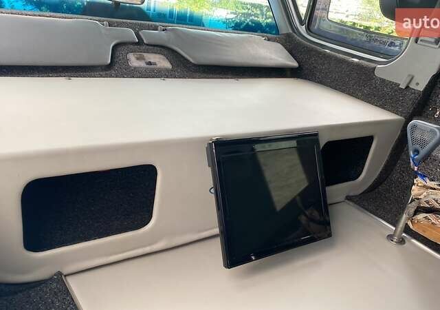 Белый Мерседес Sprinter, объемом двигателя 2.15 л и пробегом 800 тыс. км за 12500 $, фото 9 на Automoto.ua