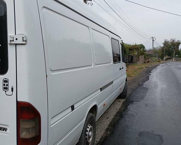 Білий Мерседес Sprinter, об'ємом двигуна 2.2 л та пробігом 295 тис. км за 8500 $, фото 1 на Automoto.ua