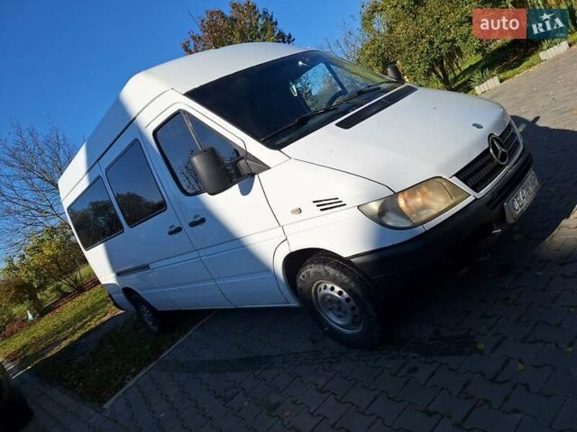 Белый Мерседес Sprinter, объемом двигателя 2.15 л и пробегом 533 тыс. км за 5300 $, фото 12 на Automoto.ua