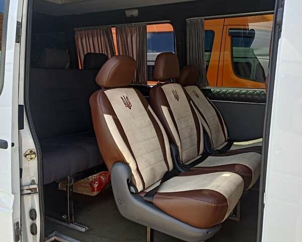 Білий Мерседес Sprinter, об'ємом двигуна 2.7 л та пробігом 890 тис. км за 11850 $, фото 7 на Automoto.ua