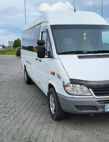 Білий Мерседес Sprinter, об'ємом двигуна 0 л та пробігом 550 тис. км за 8800 $, фото 4 на Automoto.ua