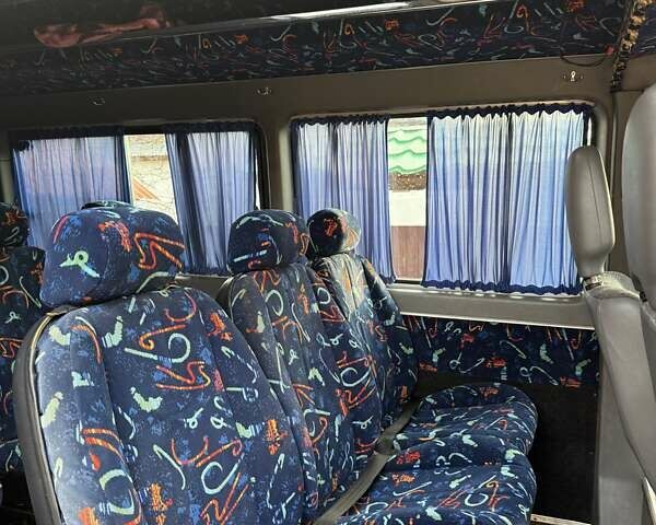 Белый Мерседес Sprinter, объемом двигателя 2.2 л и пробегом 445 тыс. км за 10800 $, фото 23 на Automoto.ua