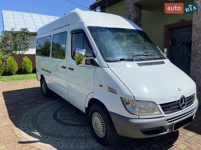 Белый Мерседес Sprinter, объемом двигателя 2.15 л и пробегом 50 тыс. км за 9500 $, фото 43 на Automoto.ua