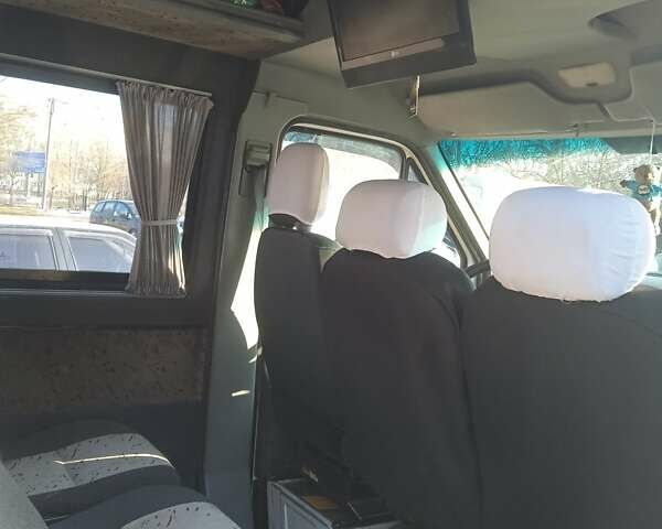 Белый Мерседес Sprinter, объемом двигателя 2.2 л и пробегом 260 тыс. км за 9000 $, фото 5 на Automoto.ua