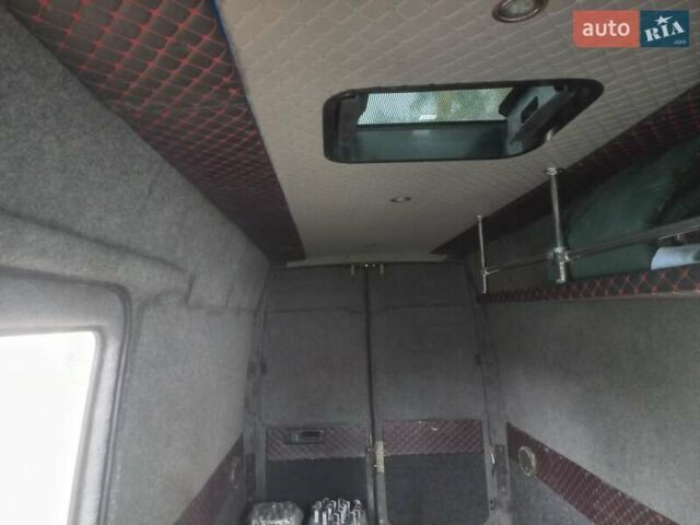 Мерседес Sprinter 2005 у Житомирі на Automoto.ua Білий Мерседес Sprinter, об'ємом двигуна 2.2 л та пробігом 510 тис. км за 6500 $, фото 2 на Automoto.ua