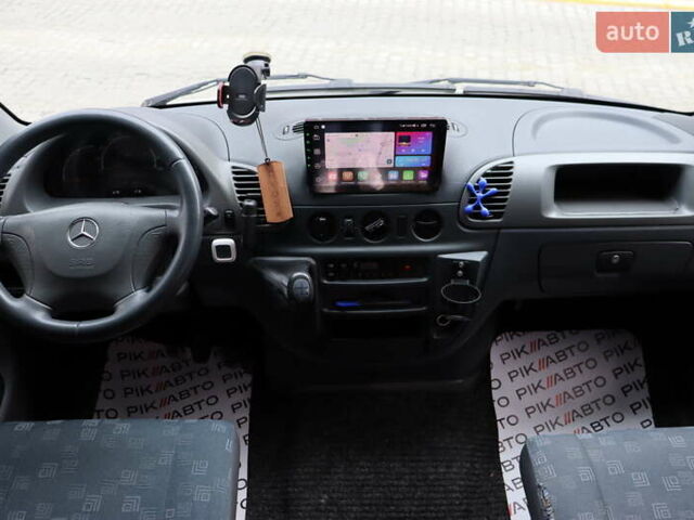 Мерседес Sprinter 2005 в Львове на Automoto.ua Белый Мерседес Sprinter, объемом двигателя 2.2 л и пробегом 370 тыс. км за 9900 $, фото 26 на Automoto.ua