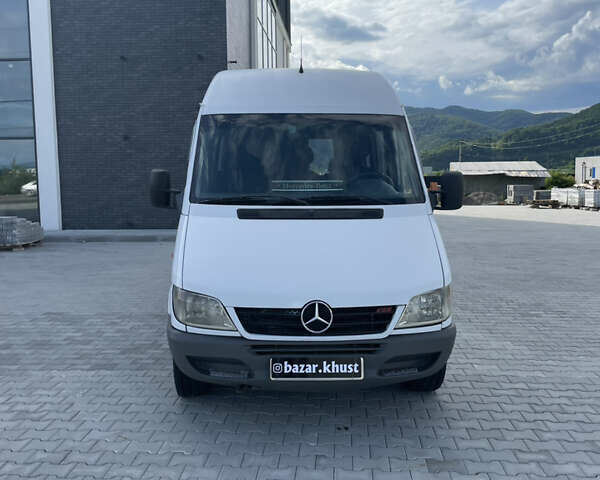 Білий Мерседес Sprinter, об'ємом двигуна 2.15 л та пробігом 450 тис. км за 7000 $, фото 1 на Automoto.ua