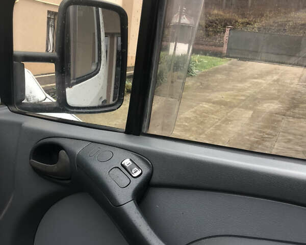 Білий Мерседес Sprinter, об'ємом двигуна 2.2 л та пробігом 713 тис. км за 7800 $, фото 10 на Automoto.ua