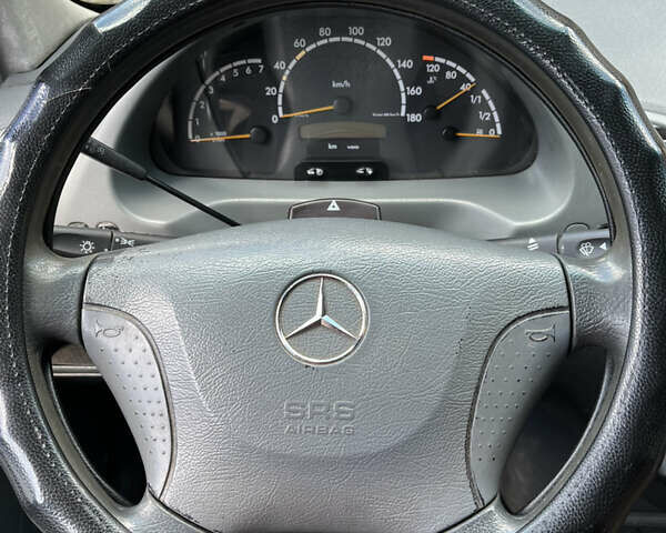Белый Мерседес Sprinter, объемом двигателя 2.69 л и пробегом 685 тыс. км за 9500 $, фото 13 на Automoto.ua