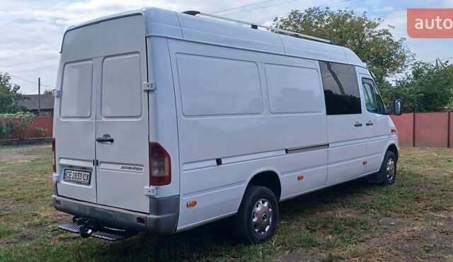 Белый Мерседес Sprinter, объемом двигателя 2.69 л и пробегом 500 тыс. км за 9799 $, фото 18 на Automoto.ua