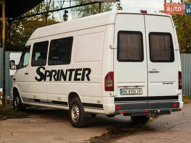 Білий Мерседес Sprinter, об'ємом двигуна 2.1 л та пробігом 385 тис. км за 8200 $, фото 15 на Automoto.ua