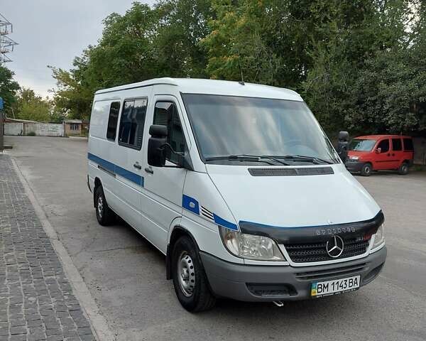 Белый Мерседес Sprinter, объемом двигателя 2.1 л и пробегом 350 тыс. км за 12900 $, фото 2 на Automoto.ua