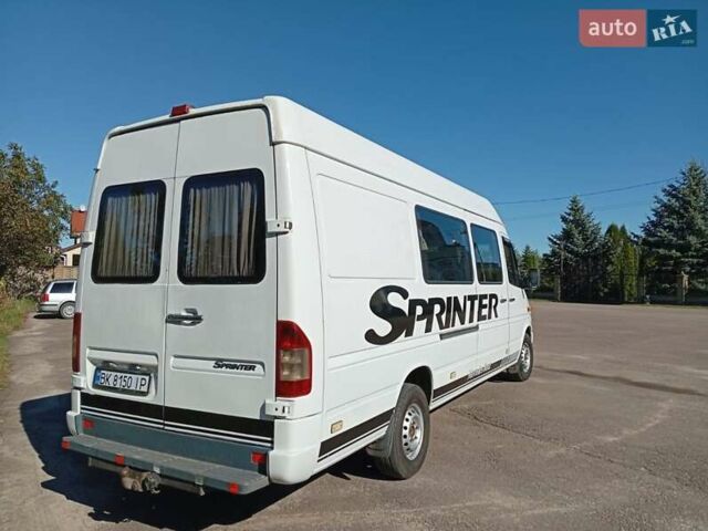 Білий Мерседес Sprinter, об'ємом двигуна 2.1 л та пробігом 385 тис. км за 8200 $, фото 2 на Automoto.ua