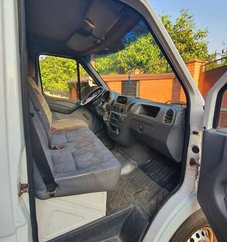 Белый Мерседес Sprinter, объемом двигателя 2.15 л и пробегом 604 тыс. км за 8300 $, фото 10 на Automoto.ua