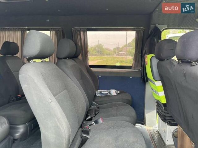 Білий Мерседес Sprinter, об'ємом двигуна 2.1 л та пробігом 500 тис. км за 10800 $, фото 10 на Automoto.ua