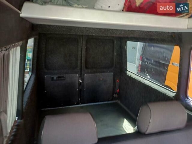 Белый Мерседес Sprinter, объемом двигателя 2.7 л и пробегом 890 тыс. км за 11111 $, фото 10 на Automoto.ua