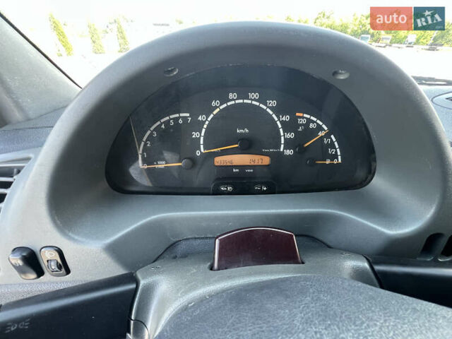 Білий Мерседес Sprinter, об'ємом двигуна 2.9 л та пробігом 430 тис. км за 12712 $, фото 5 на Automoto.ua
