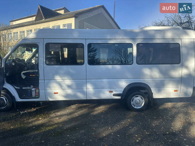 Белый Мерседес Sprinter, объемом двигателя 0 л и пробегом 500 тыс. км за 17500 $, фото 8 на Automoto.ua