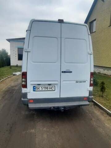 Білий Мерседес Sprinter, об'ємом двигуна 2.69 л та пробігом 999 тис. км за 9500 $, фото 8 на Automoto.ua