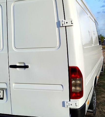 Белый Мерседес Sprinter, объемом двигателя 2.2 л и пробегом 0 тыс. км за 10000 $, фото 5 на Automoto.ua