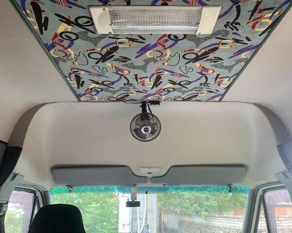 Белый Мерседес Sprinter, объемом двигателя 2.2 л и пробегом 497 тыс. км за 10500 $, фото 13 на Automoto.ua