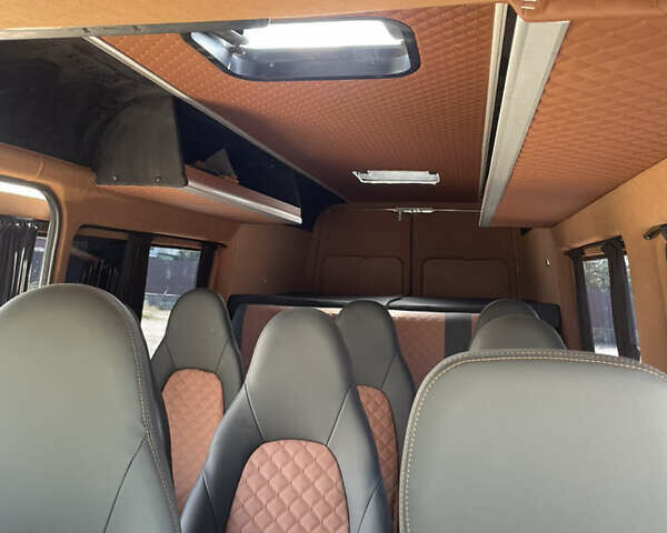 Білий Мерседес Sprinter, об'ємом двигуна 2.7 л та пробігом 900 тис. км за 16300 $, фото 6 на Automoto.ua