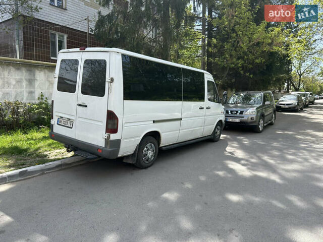 Белый Мерседес Sprinter, объемом двигателя 2.15 л и пробегом 700 тыс. км за 7499 $, фото 8 на Automoto.ua